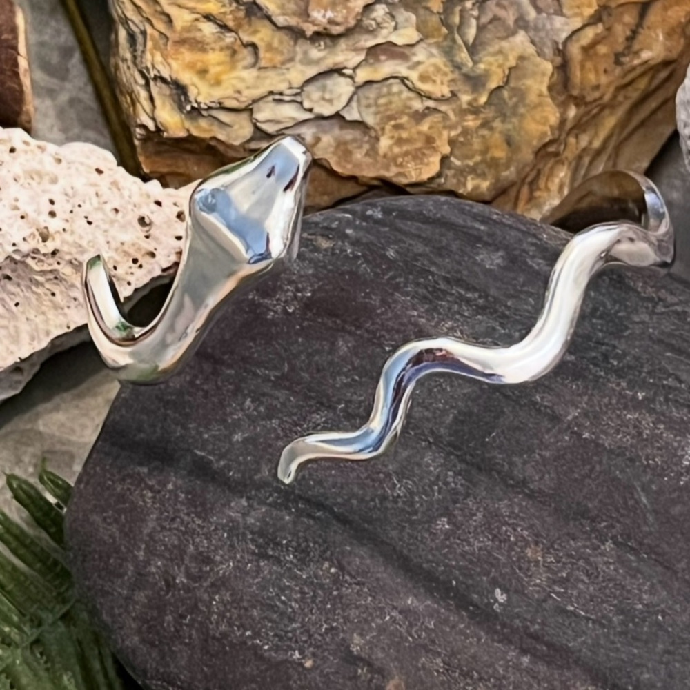 Curvy Silver Adjustable Snake Bracelet